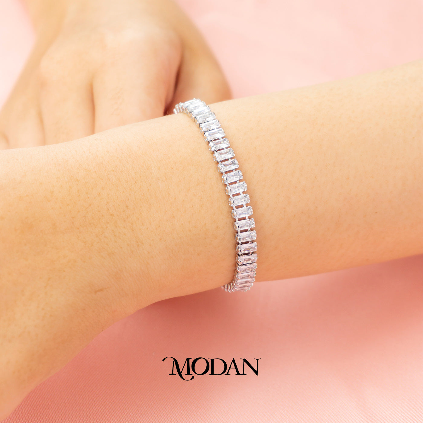 (17.5cm) Silver Clear Baguette Tennis Bracelet Gelang Fashion Hypoallergenic Gold Filled