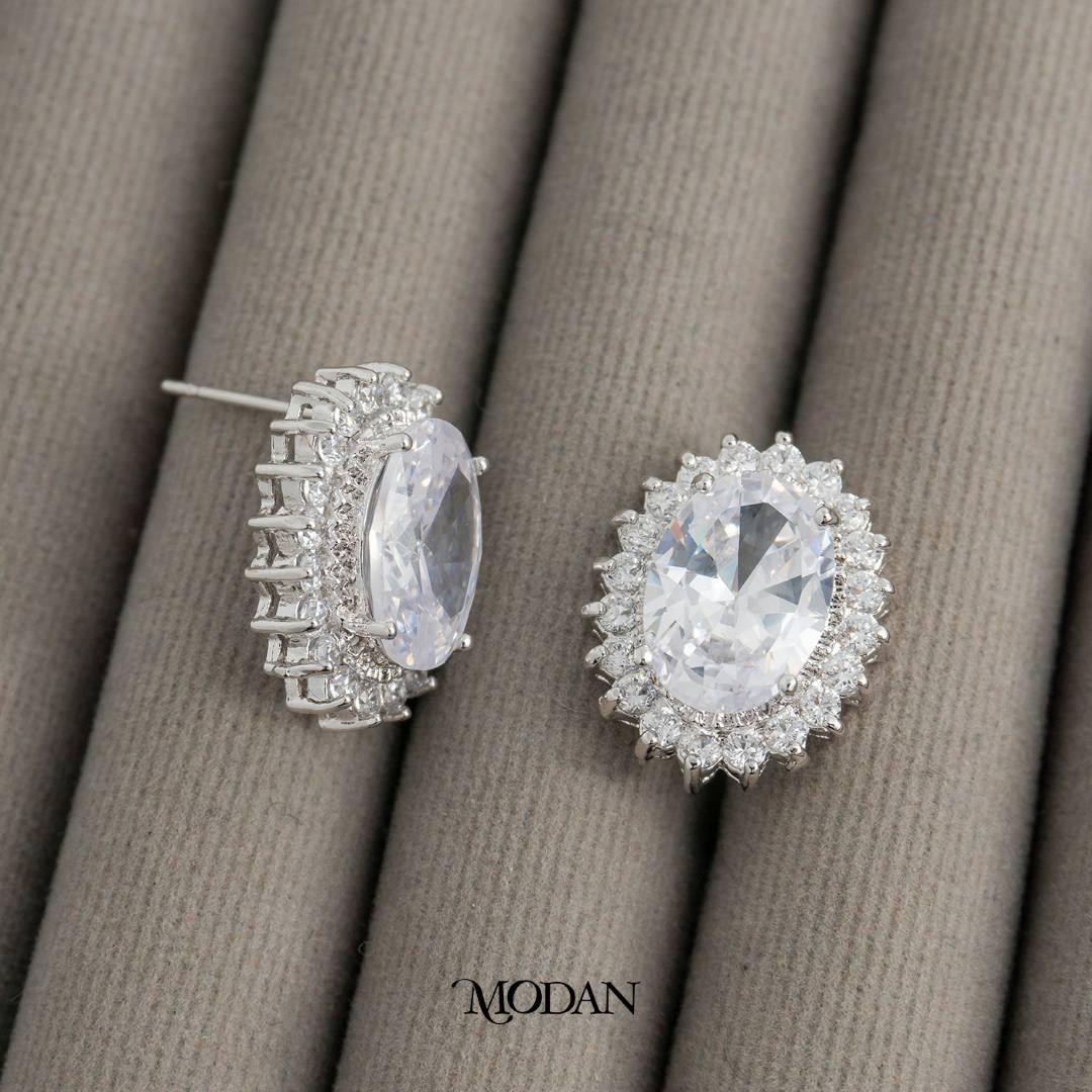 Sparkling Oval Wedding Stud Earrings Anting Tusuk Oval Pesta Pernikahan Hypoallergenic Gold Plated
