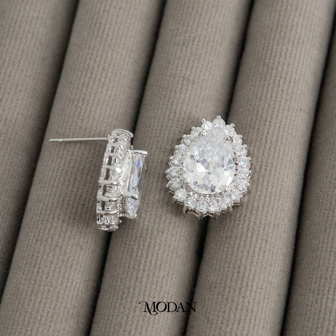Sparkling Teardrop Wedding Stud Earrings Anting Tusuk Tetes Air Mata Hypoallergenic Gold Plated