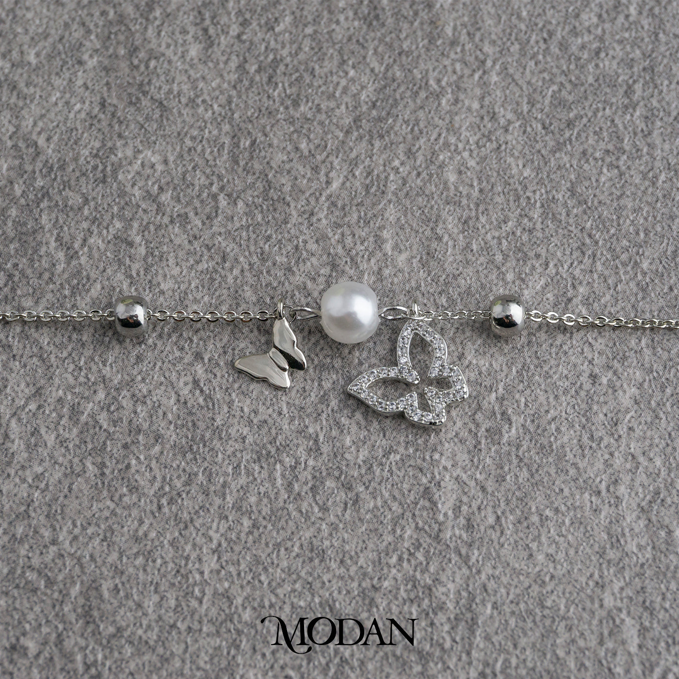 (16.5cm) Minimalist Shell Pearl Butterfly Mariposa Dainty Bracelet Gelang Kupu - Kupu Hypoallergenic Gold Filled
