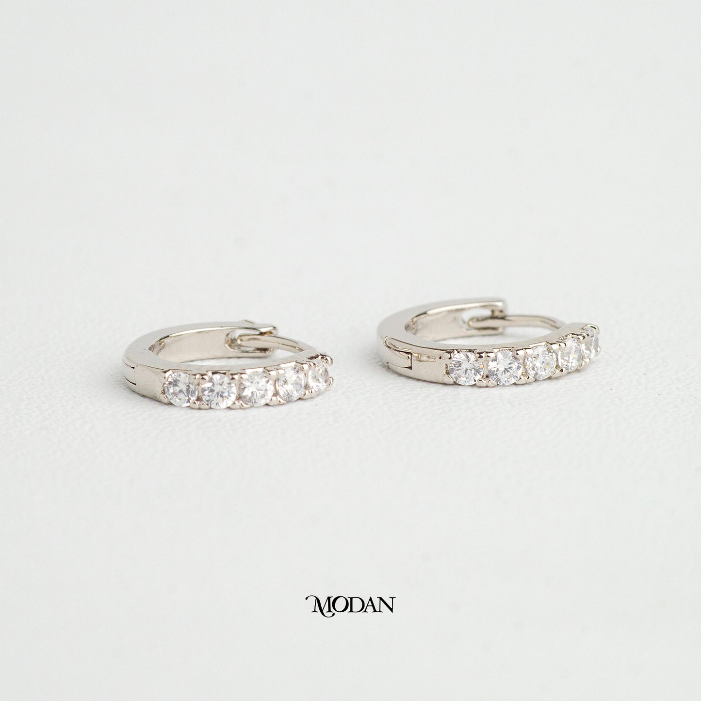 Round Zirconia Simple Mini Hoop Earrings Anting Bulat Simple Hypoallergenic Gold Plated