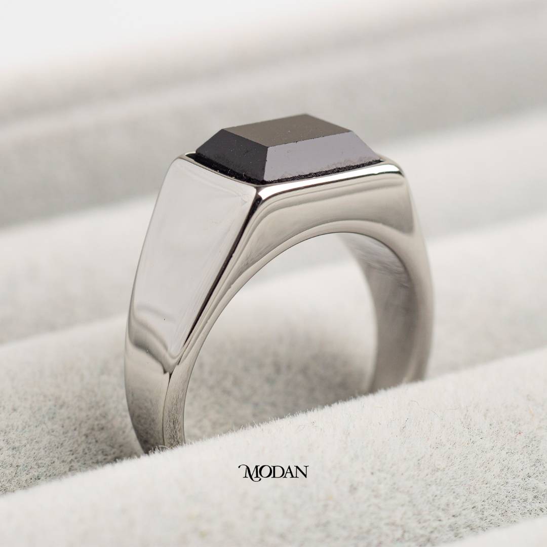 Minimalist Square Black Men's Ring Cincin Pria Kotak Hitam Hypoallergenic Stainless Steel