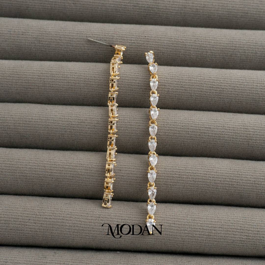 Sparkling Teardrop Long Drop Earrings Anting Gantung Pesta Hypoallergenic Gold Plated