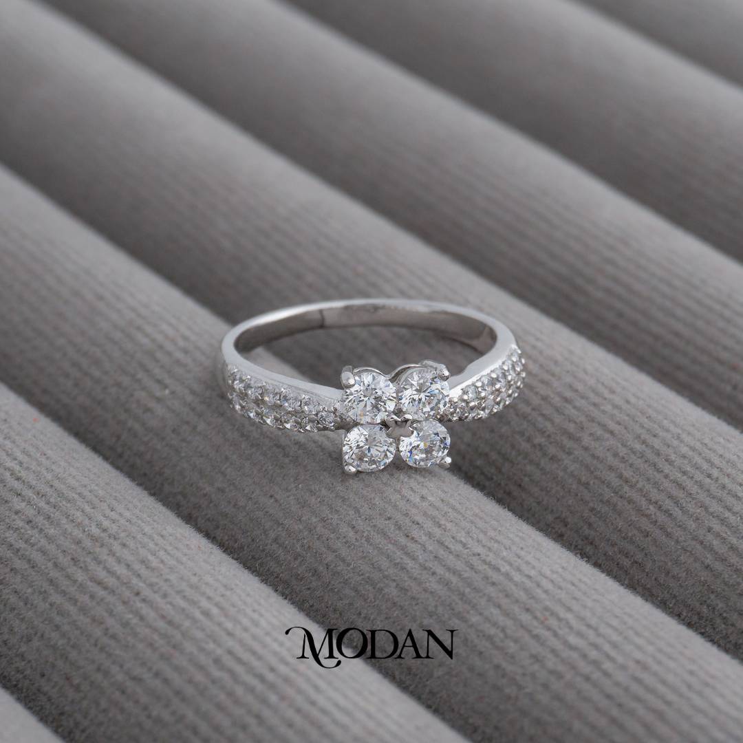 Sparkling Clover Bridal Ring Cincin Bunga Keberuntungan Hypoallergenic Gold Plated