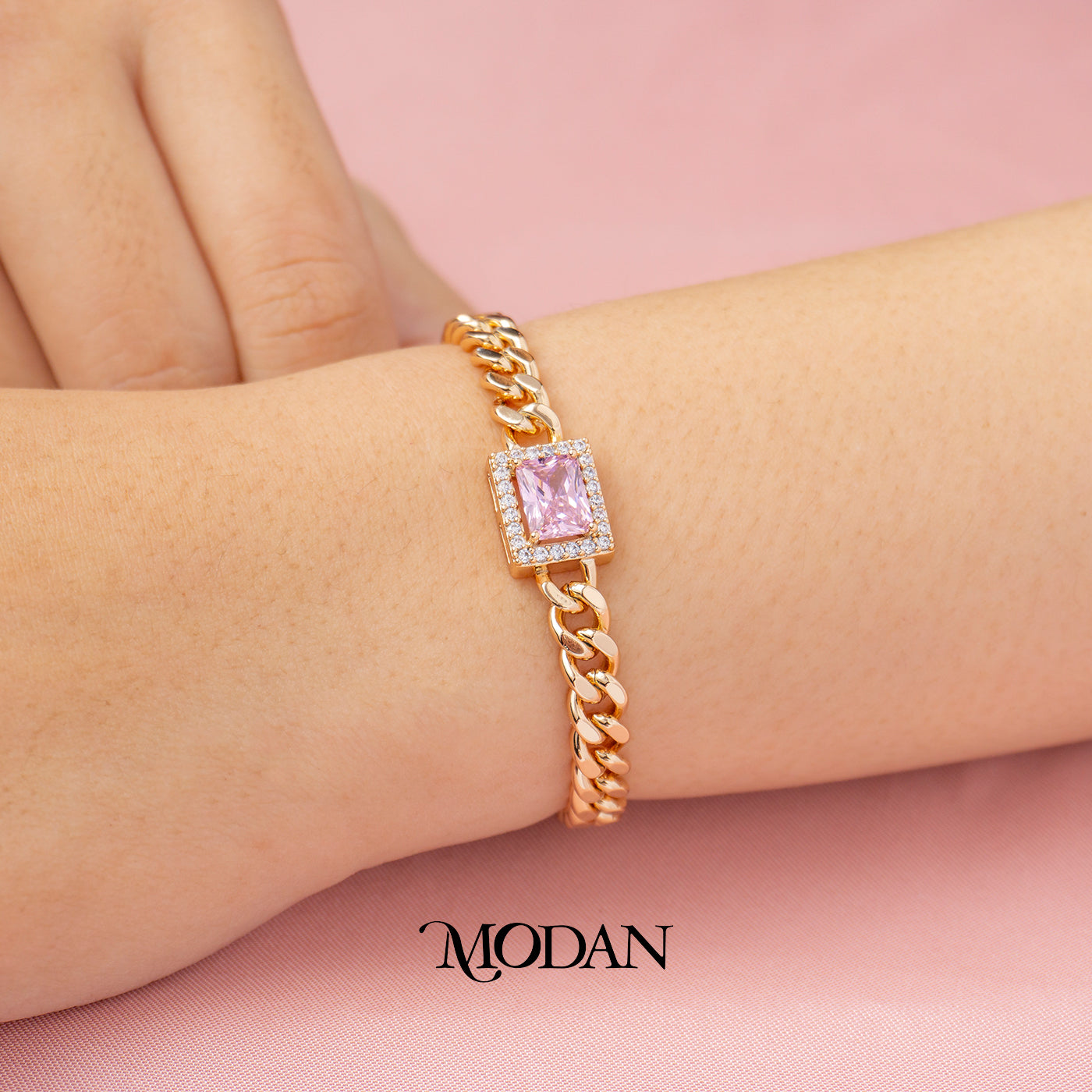 (17cm) Statement Pink Radiant Curb Chain Bracelet Gelang Rantai Hypoallergenic Gold Plated