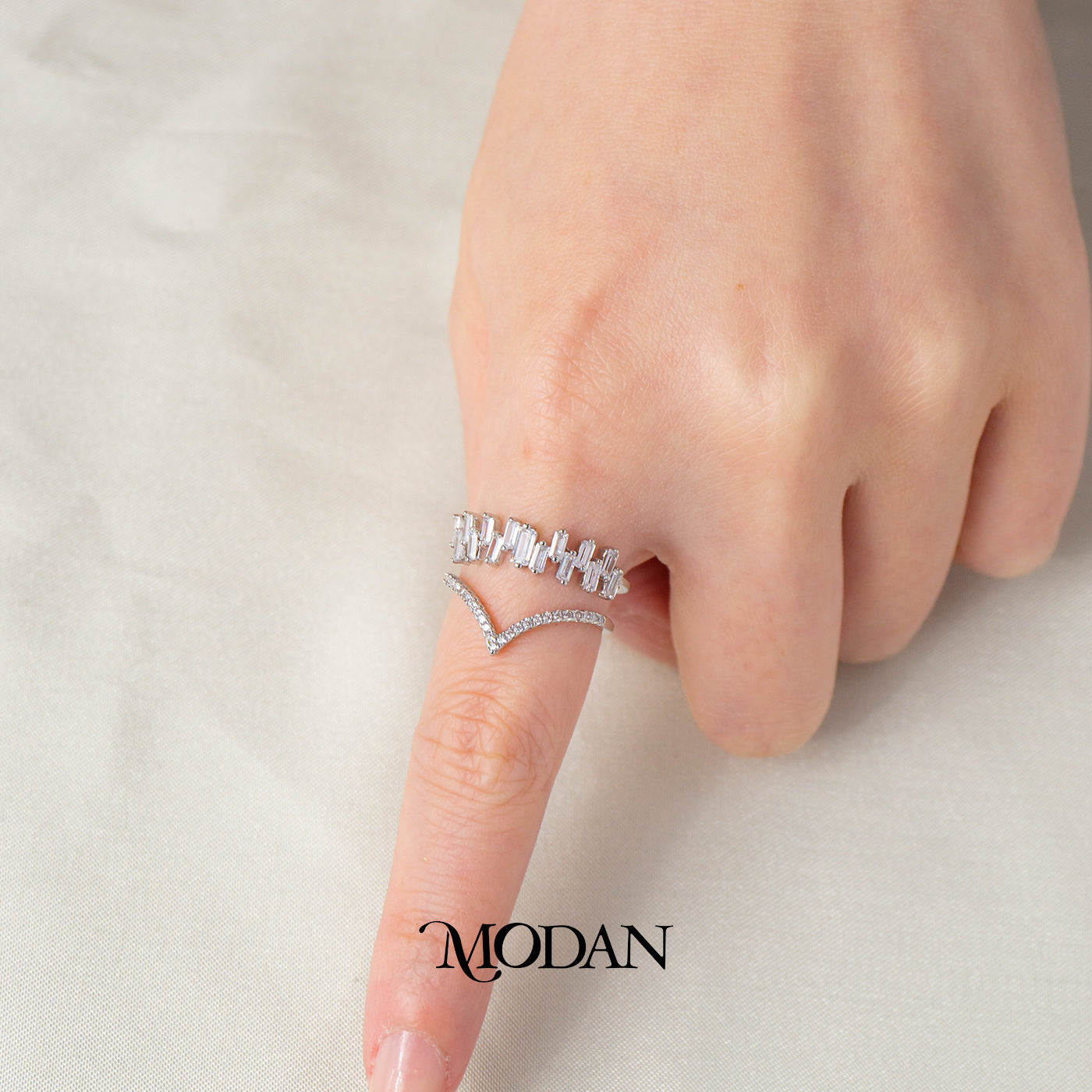 Baguette Zigzag Chevron Ring Cincin Tumpuk Model V Pesta Hypoallergenic Gold Plated