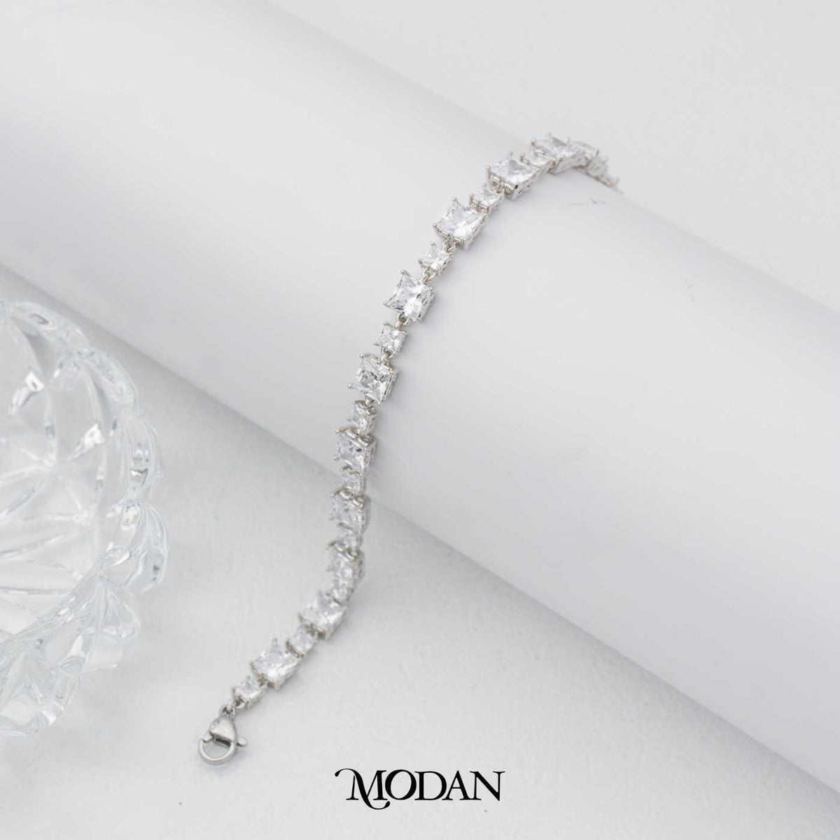Geometric Square Cut Bracelet Gelang Persegi Silver Elegan Hypoallergenic Gold Plated