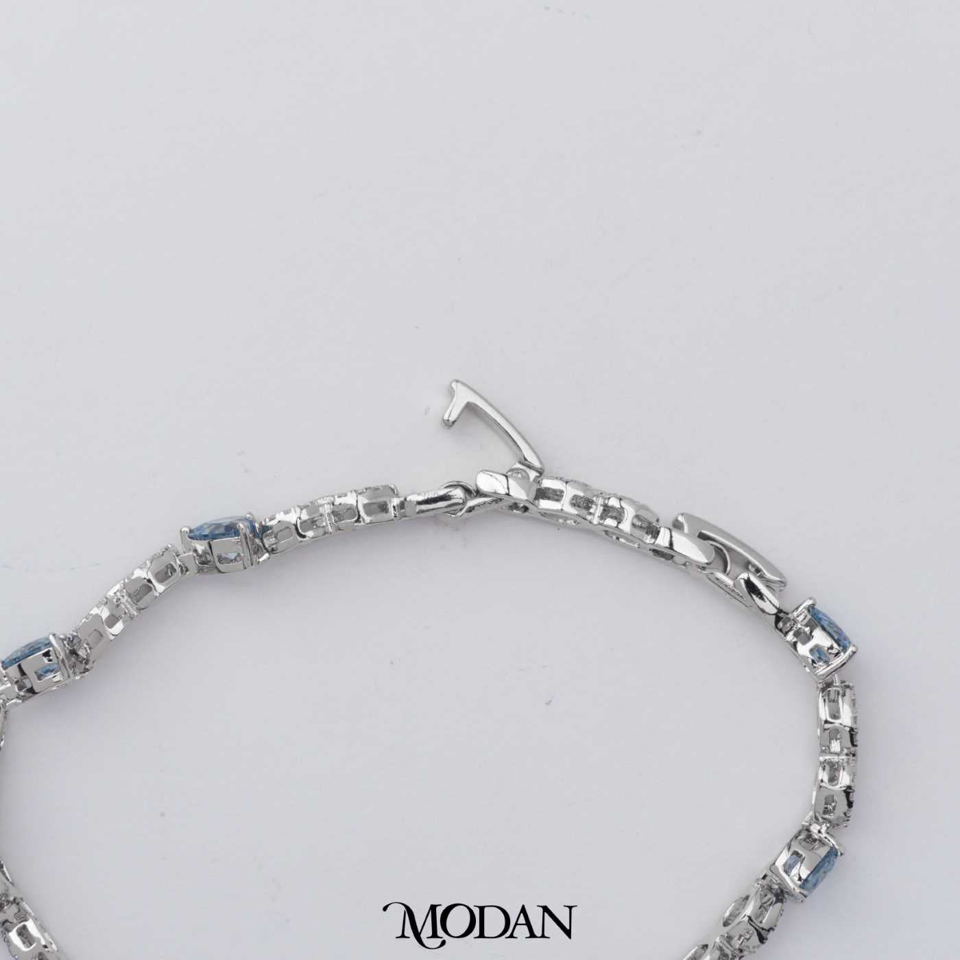 (16cm) Sparkling Aqua Blue Love Shaped Watch Band Bracelet Gelang Pesta Berlian Hati Cinta Biru Muda Hypoallergenic Gold Plated