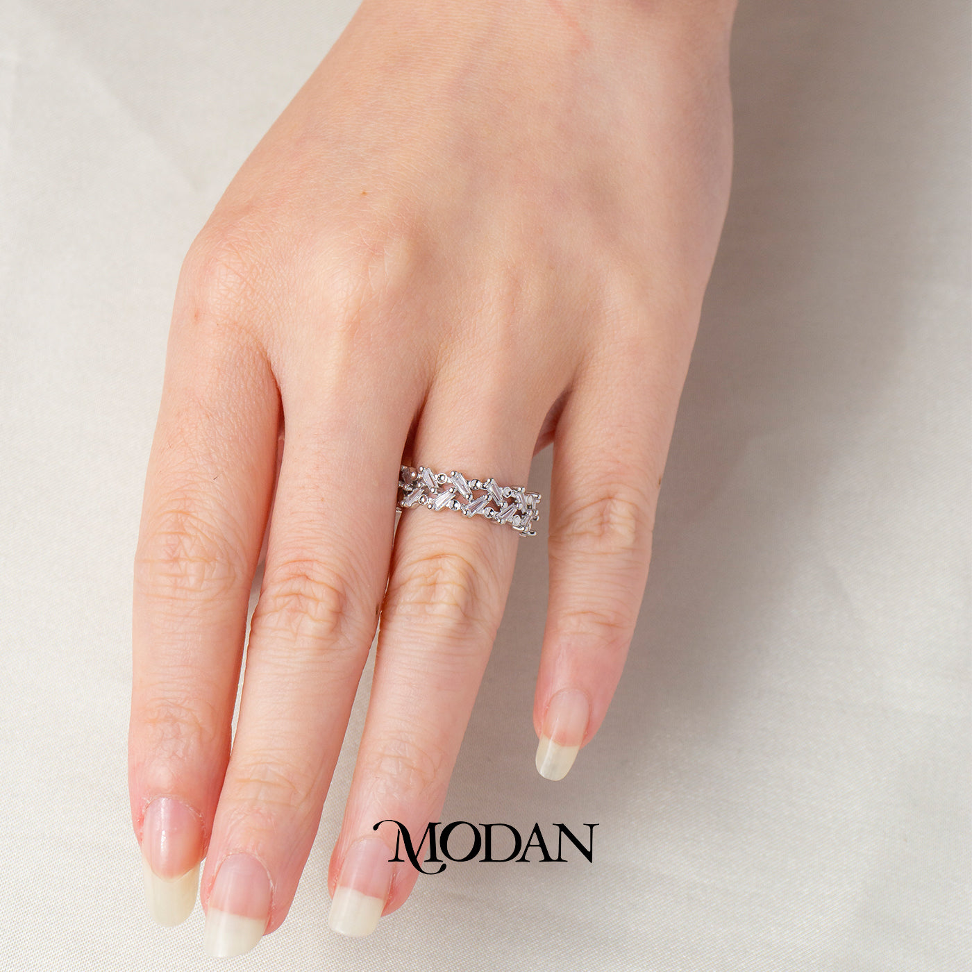 Elegant Woven Zigzag Crystal Ring Cincin Model Zig Zag Hypoallergenic Gold Plated