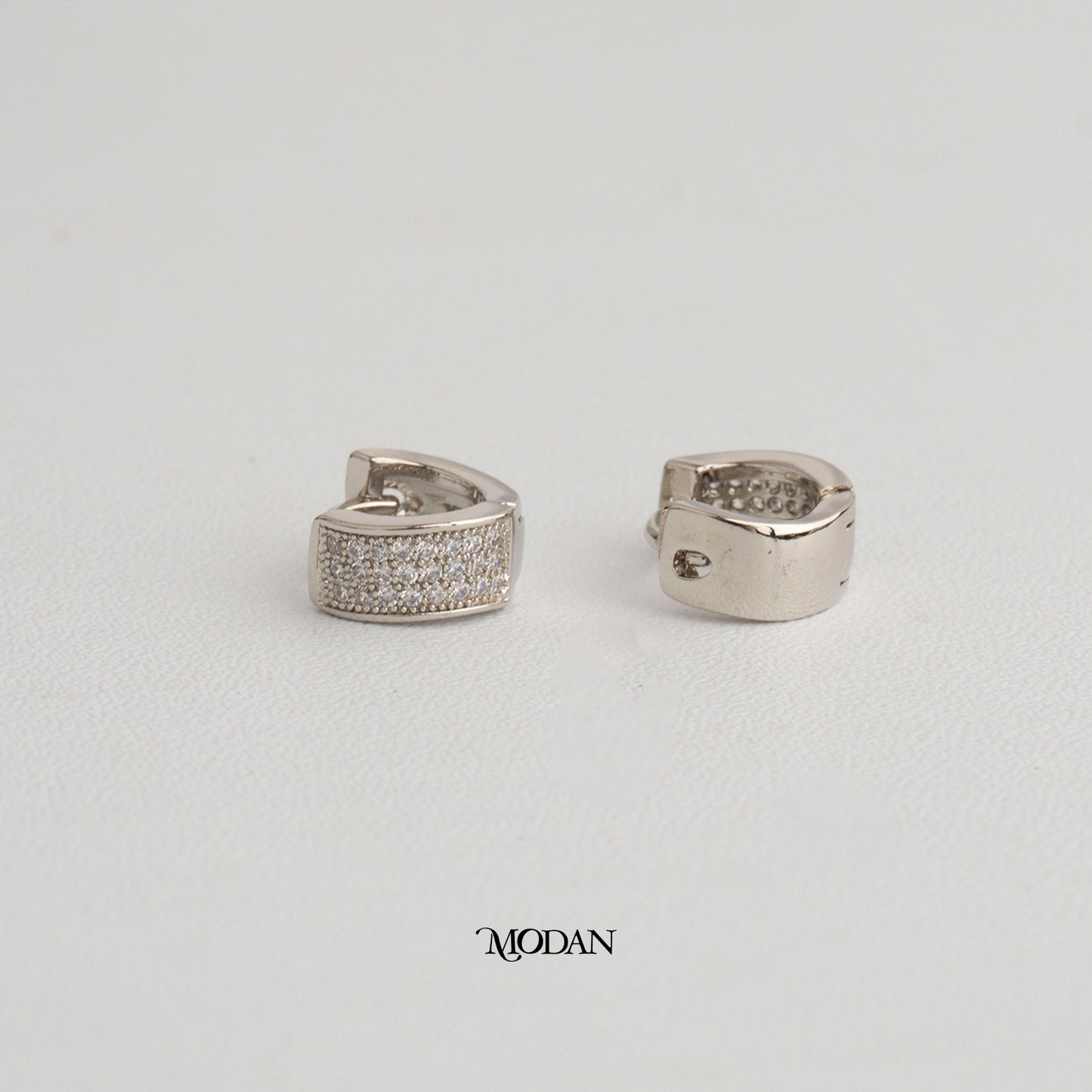 (11mm) Sparkling Round Hoop Earrings Anting Bulat Hypoallergenic Gold Plated
