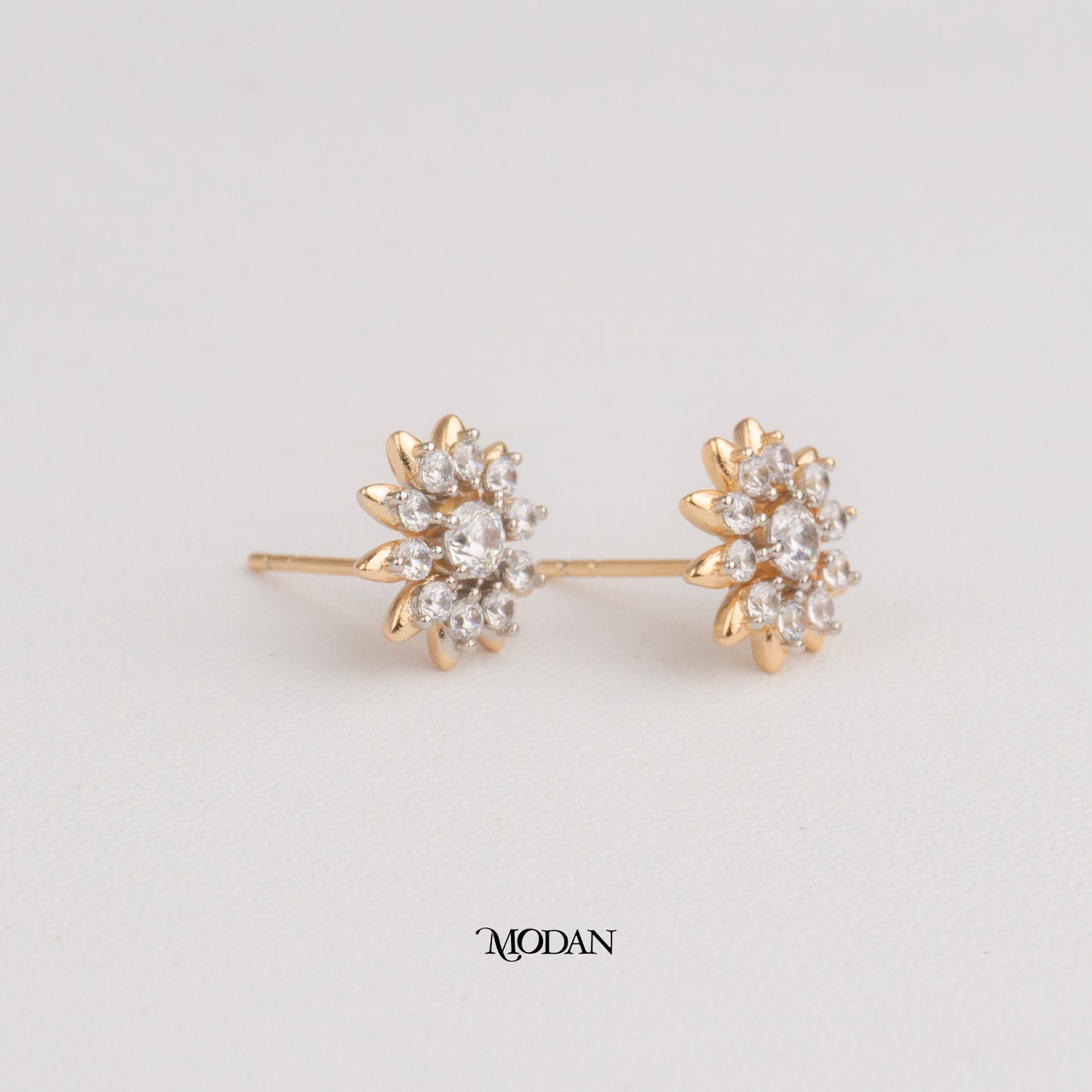 (10mm) Micro Paved Zirconia Flower Stud Earrings Anting Tusuk Bunga Bulat Hypoallergenic Gold Plated