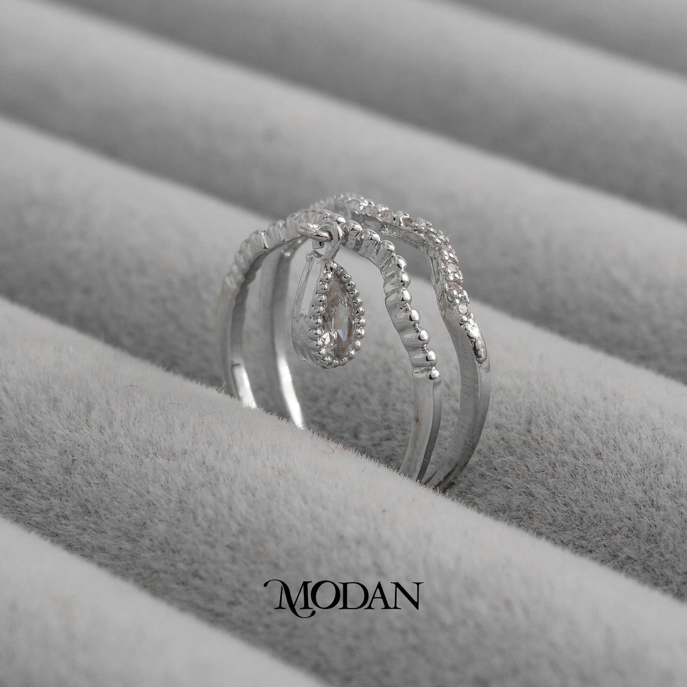 Dangle Teardrop Stacking Ring Cincin Gelombang Dua Layer Hypoallergenic Gold Plated