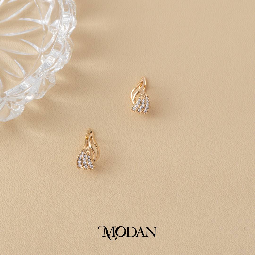 (14mm) Sparkling Triple Swirl Hoop Earrings Anting Simple Hypoallergenic Gold Plated