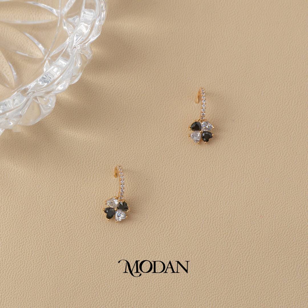 Heart Petals Lucky Clover Zirconia Stud Earrings Anting Tusuk Daun Keberuntungan Hypoallergenic Gold Plated
