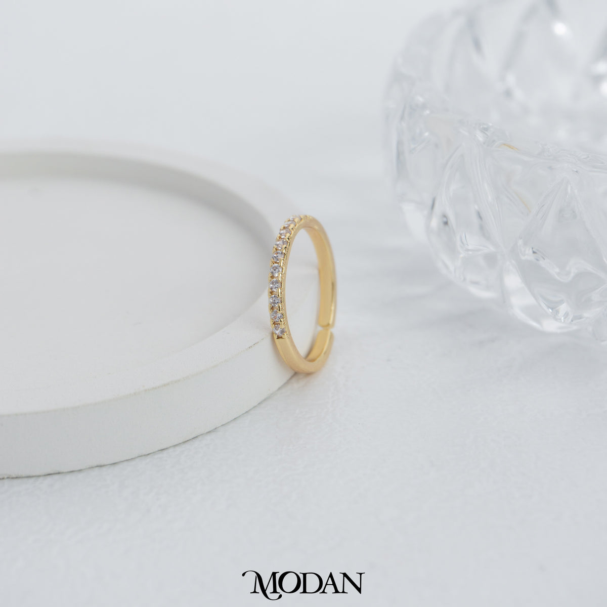 Minimalist Pave Eternity Band Ring Cincin Minimalist Batuan Pasir Hypoallergenic Gold Plated