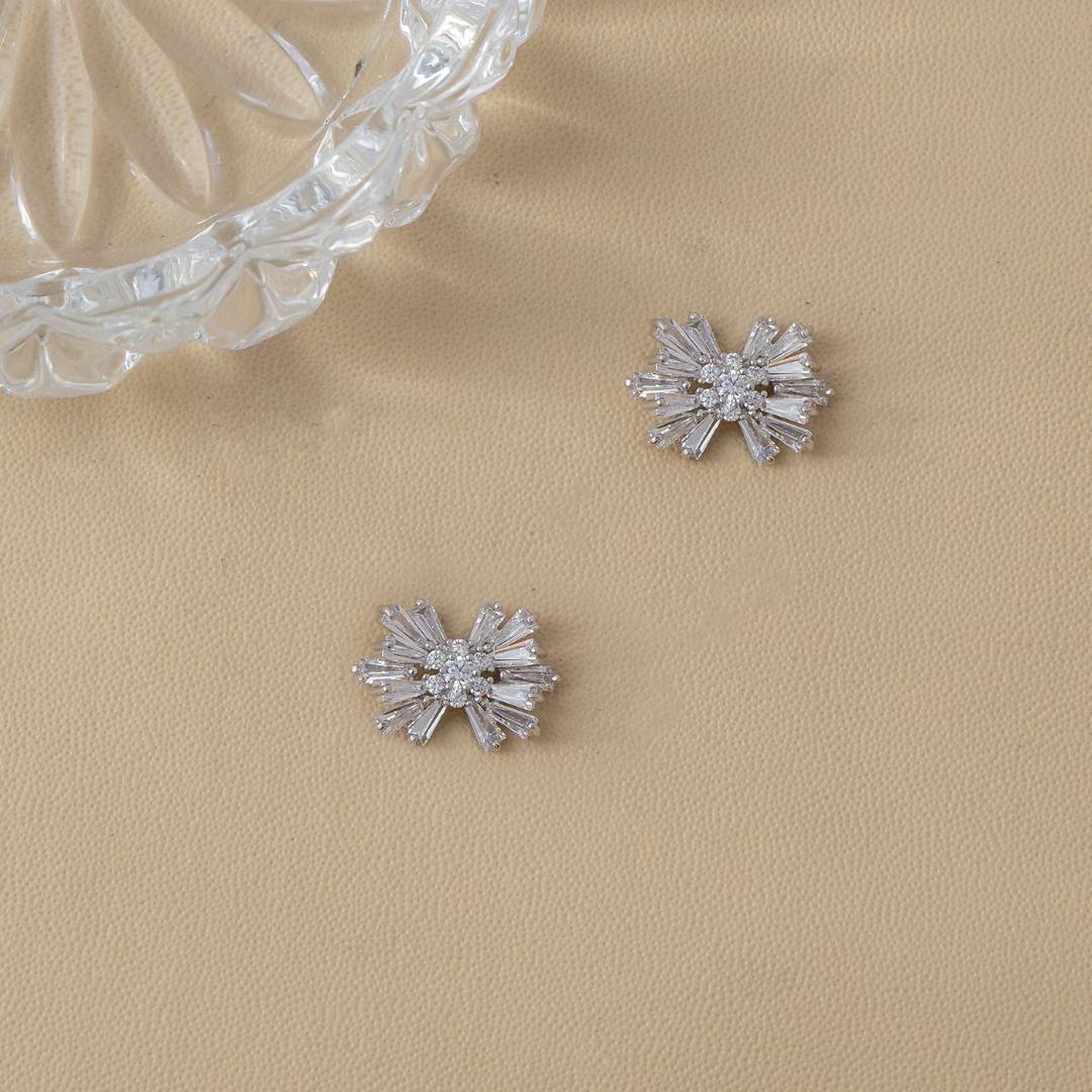 (16mm) Sparkling Baguette Coquette Bow Stud Earrings Anting Tusuk Pita Hypoallergenic Gold Plated