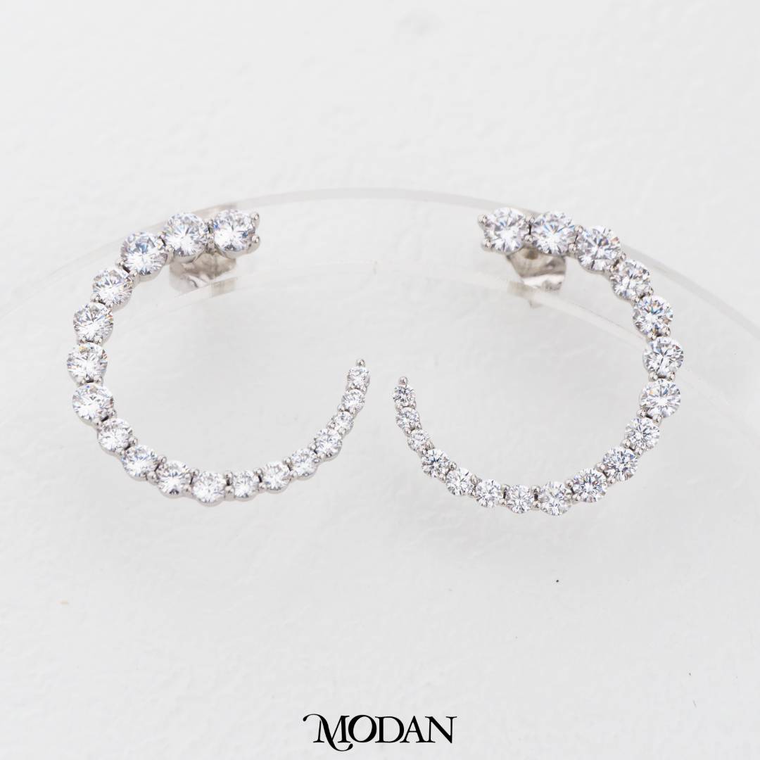 Sparkling Moon Shaped Bridal Earrings Anting Pesta Elegant Hypoallergenic Rhodium Plated