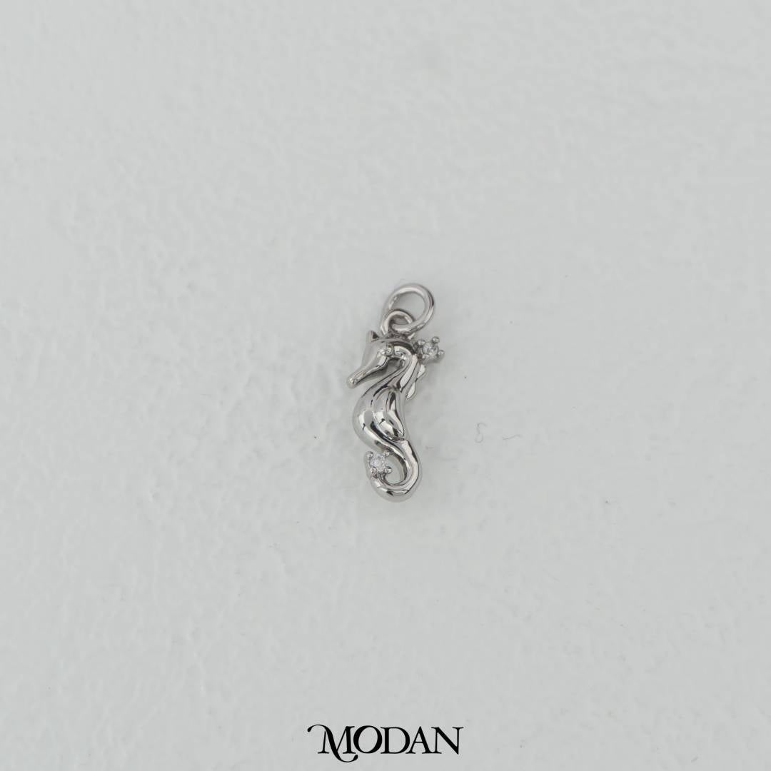 Mini Seahorse Charm DIY Charm Liontin Kuda Laut Hypoallergenic Gold Filled