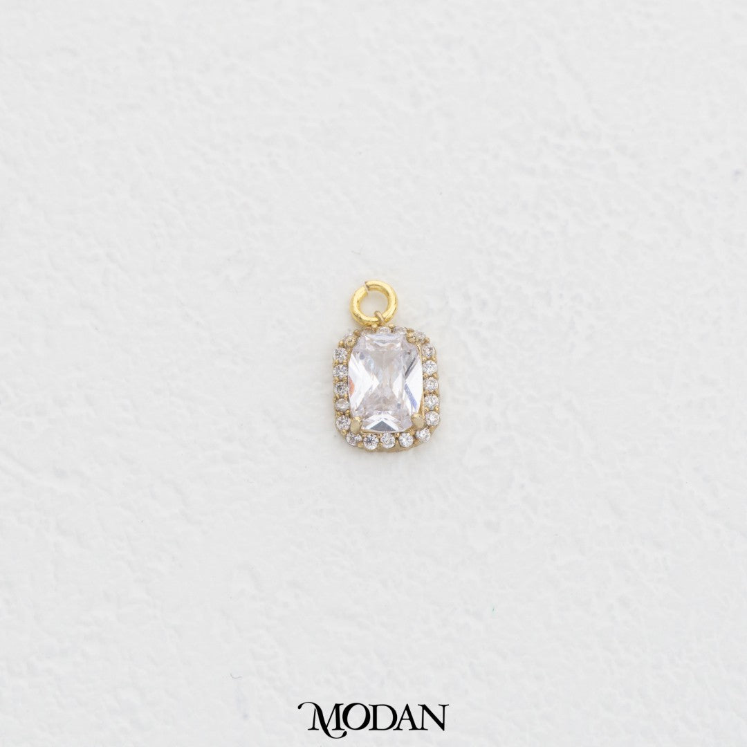 Micro Paved Radiant Oval Charm Liontin Oval Berkilau Hypoallergenic Gold Filled