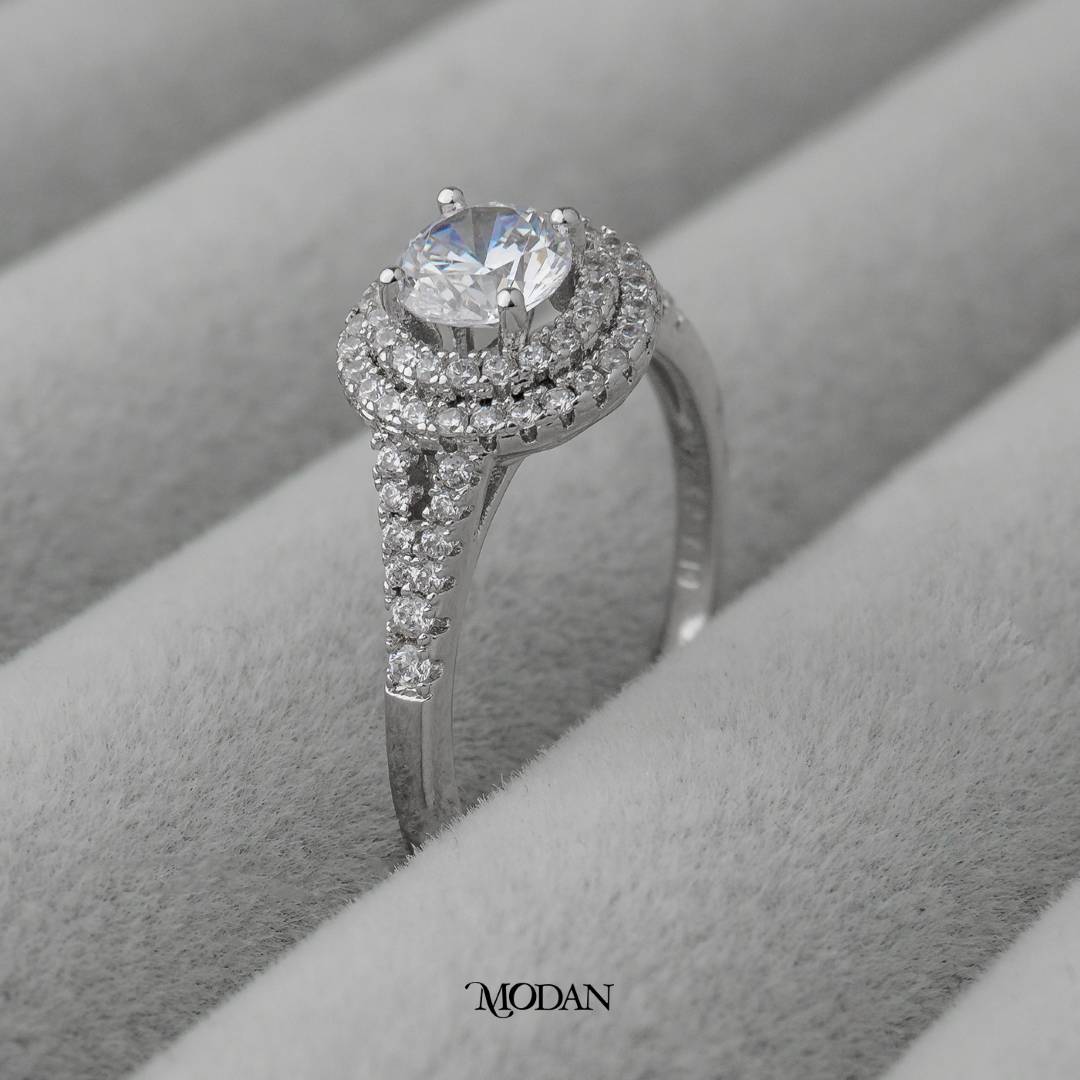 Minimalist Micro Paved Solitaire Wedding Ring Cincin Minimalist Hypoallergenic Gold Plated