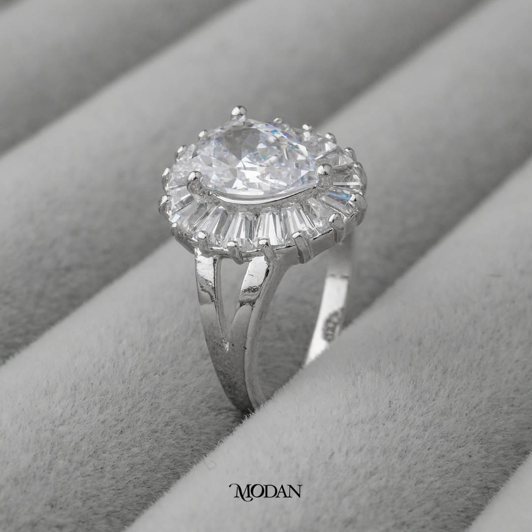 Teardrop Baguette Wedding Ring Cincin Tetes Air Hypoallergenic Gold Plated