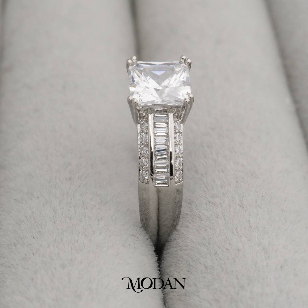 Elegant Box Princess Cut Ring Cincin Kotak Elegan Hypoallergenic Gold Plated