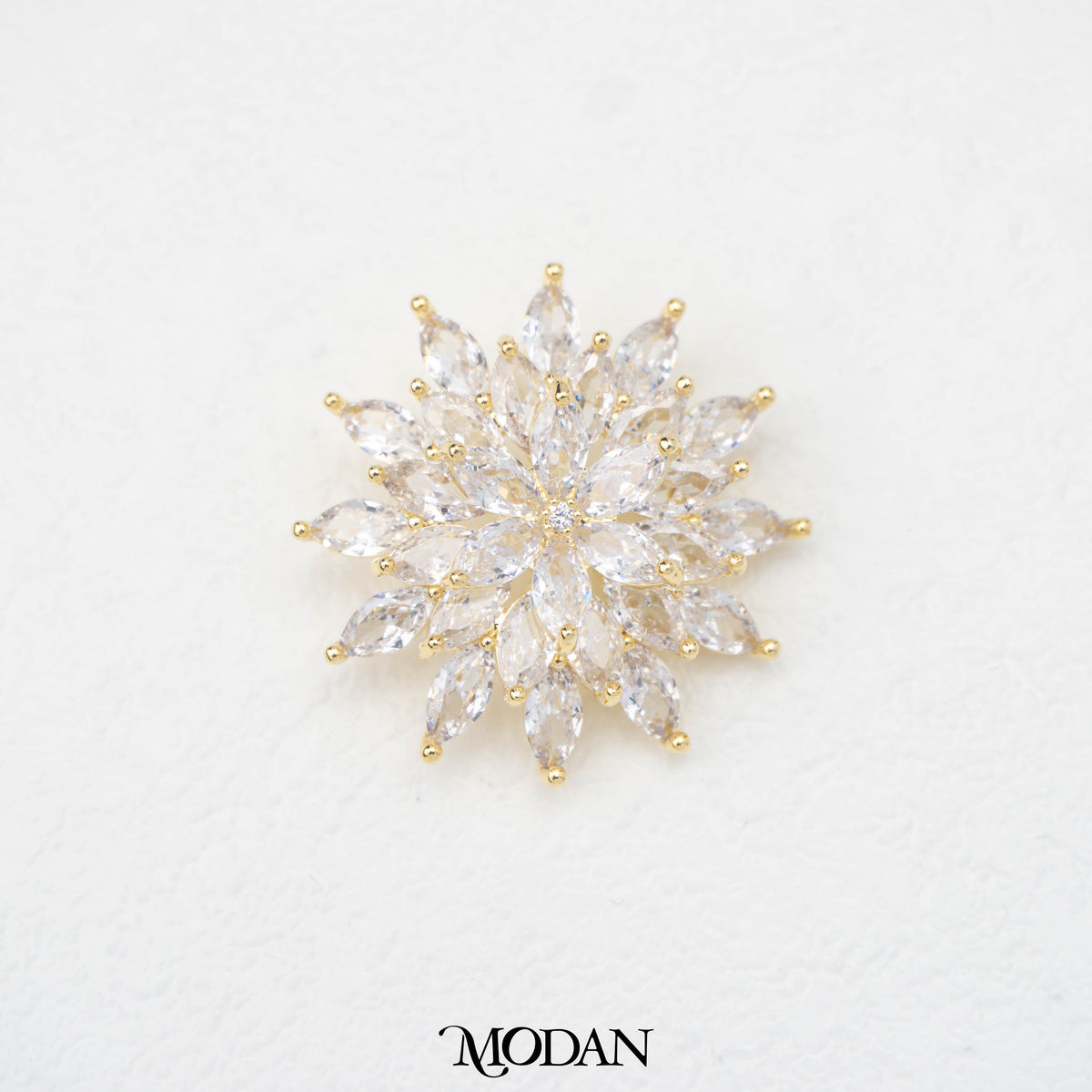 Premium Sparkling Flower Brooch Bros Bunga Hypoallergenic Gold Plated