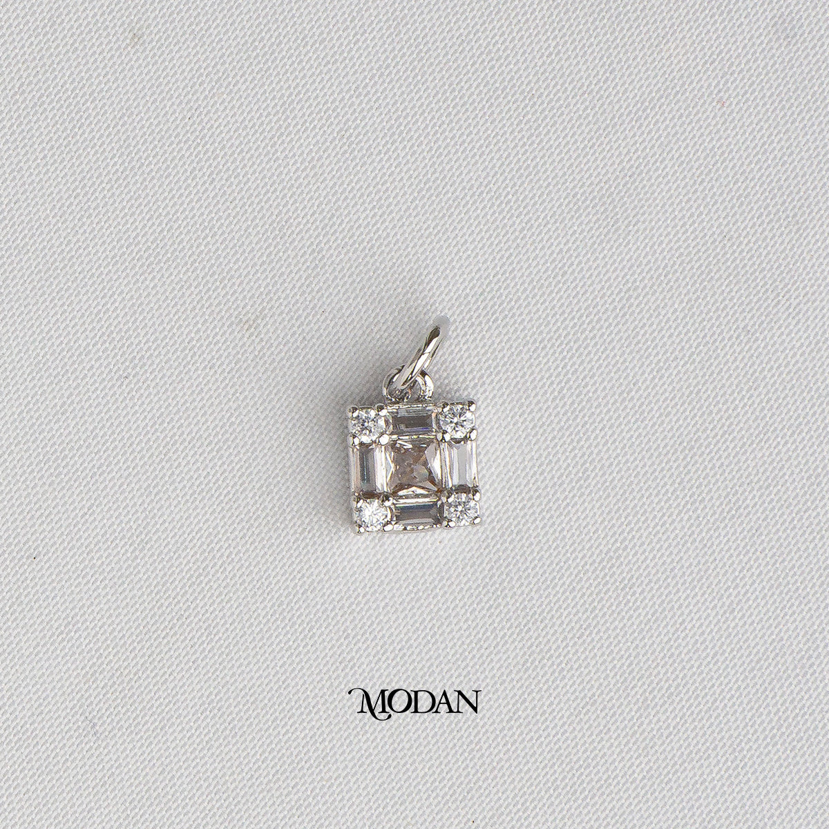 Baguette Square Mini DIY Charm Liontin Klasik Simple Hypoallergenic Gold Plated