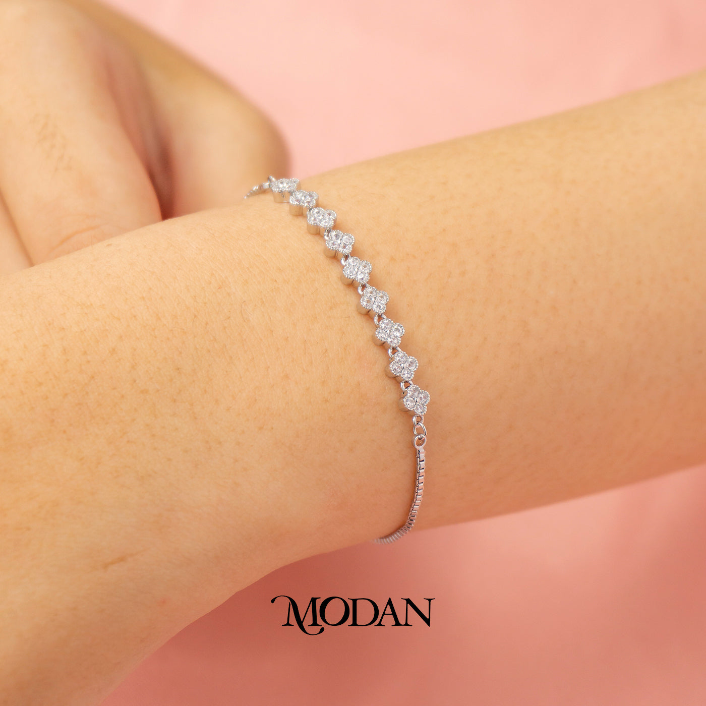 Minimalist Sparkling Clover Dainty Adjustable Bracelet Gelang Serut Hypoallergenic Gold Plated