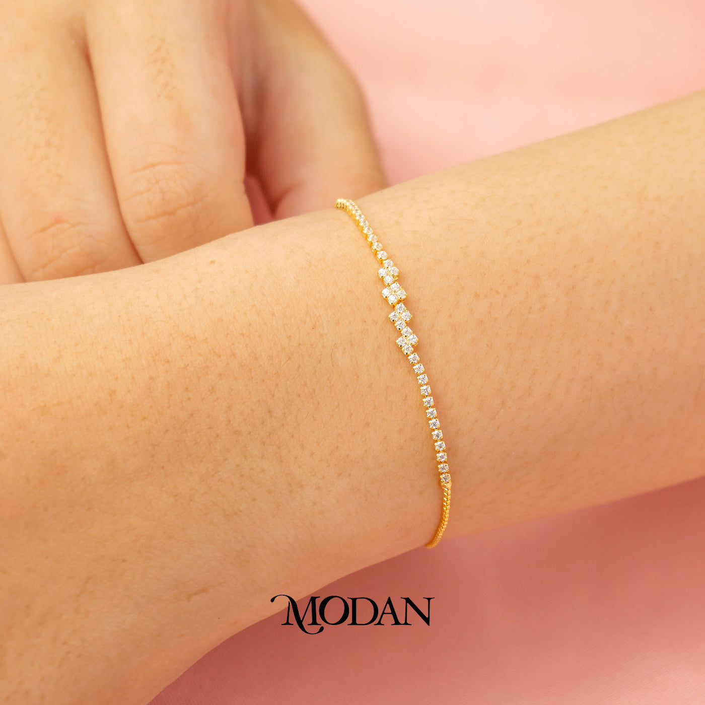 Minimalist Cluster Clover Dainty Adjustable Bracelet Gelang Serut Hypoallergenic Gold Plated