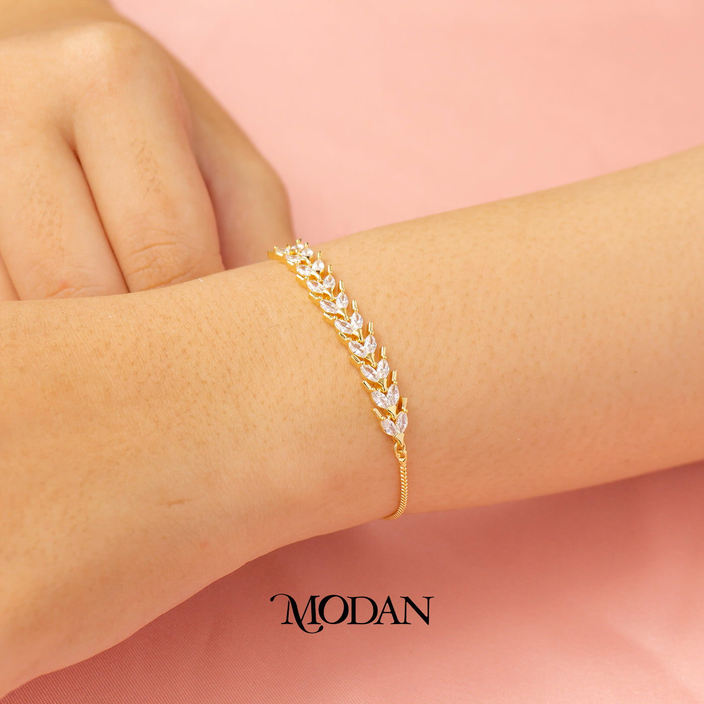 Sparkling Marquise Bridal Leaf Adjustable Bracelet Gelang Serut Hypoallergenic Gold Plated