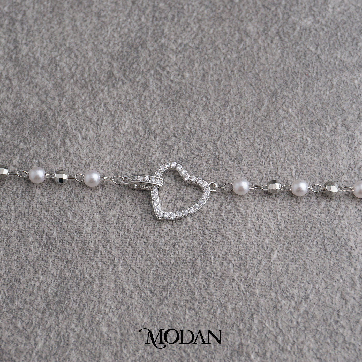 (16cm) Shell Pearl Micro Paved Interlocking Heart Bracelet Gelang Minimalis Hypoallergenic Gold Filled