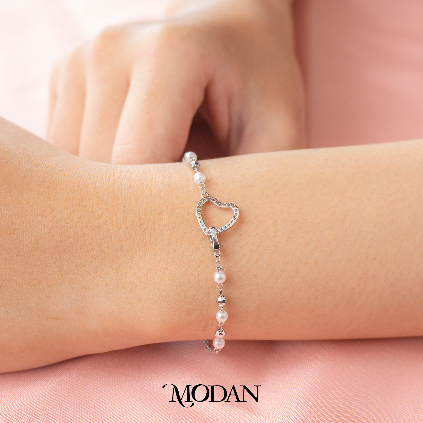 (16cm) Shell Pearl Micro Paved Interlocking Heart Bracelet Gelang Minimalis Hypoallergenic Gold Filled