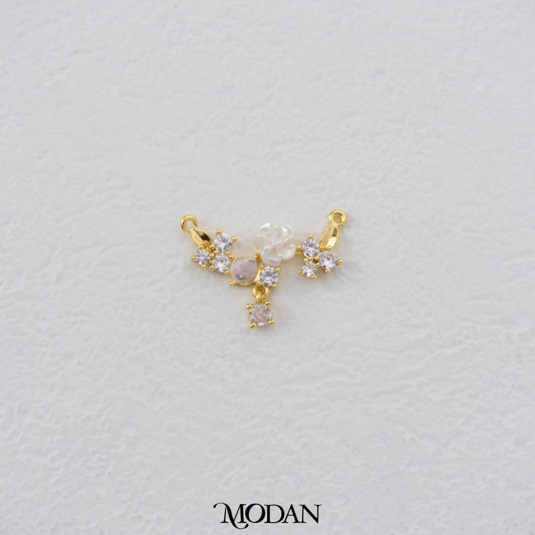 Blooming White Flower Dangle DIY Charm Liontin Bunga Putih Hypoallergenic Gold Plated