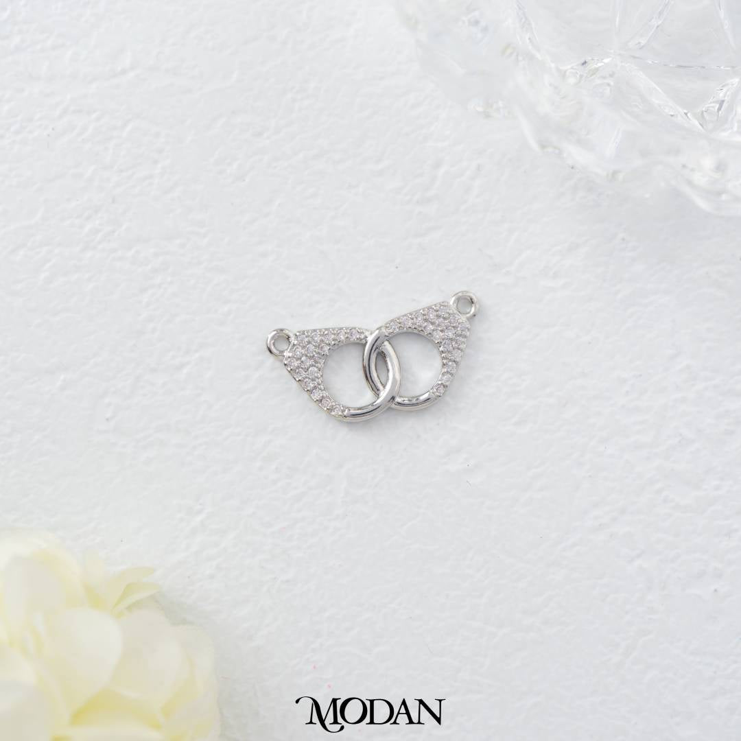 Micro Paved Curved Interlocking Handcuff DIY Connector Liontin Bulat Berlian Pasir Hypoallergenic Gold Filled