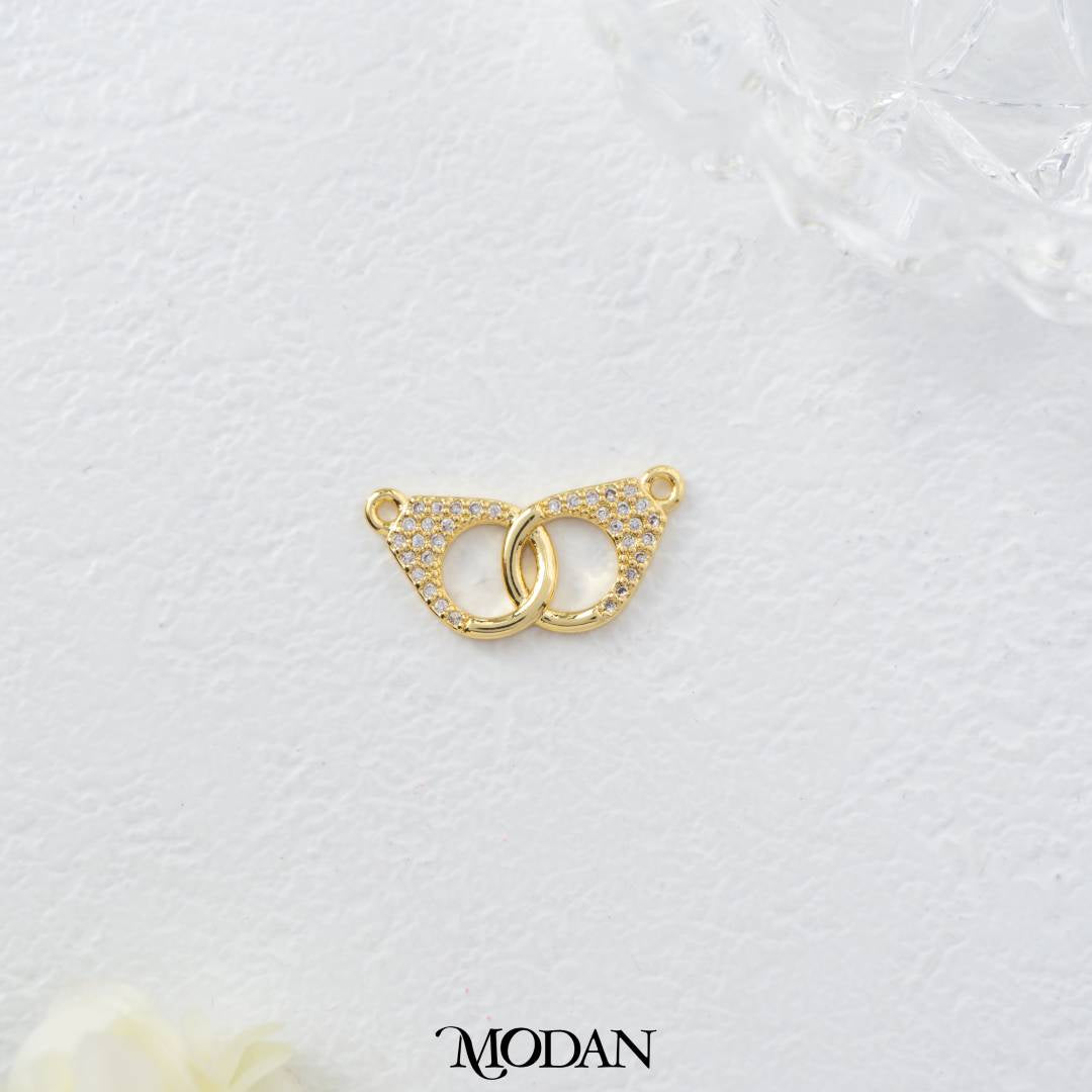 Micro Paved Curved Interlocking Handcuff DIY Connector Liontin Bulat Berlian Pasir Hypoallergenic Gold Filled