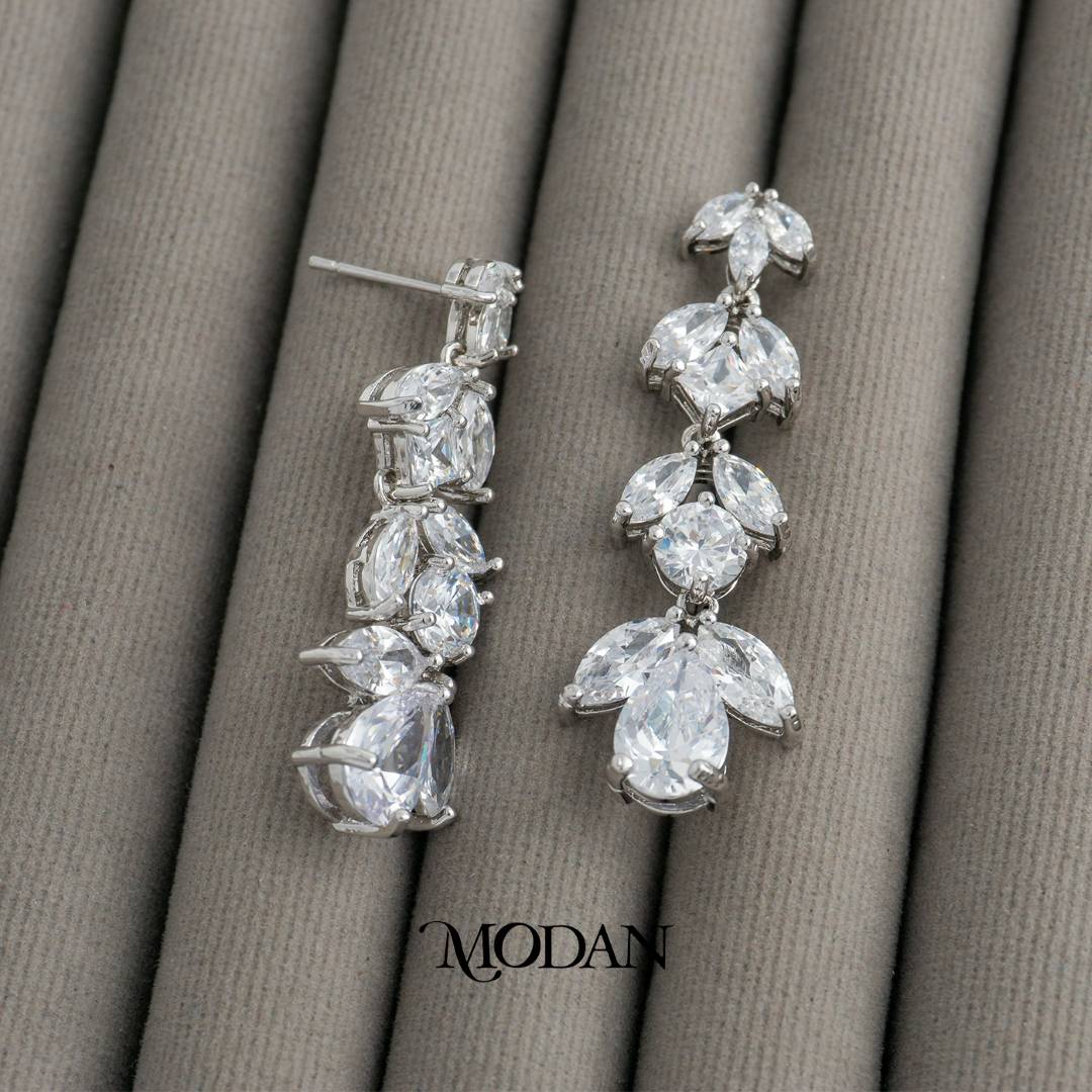 Bridal Sparkling Leaf Drop Earrings Anting Gantung Daun Pesta Hypoallergenic Gold Plated
