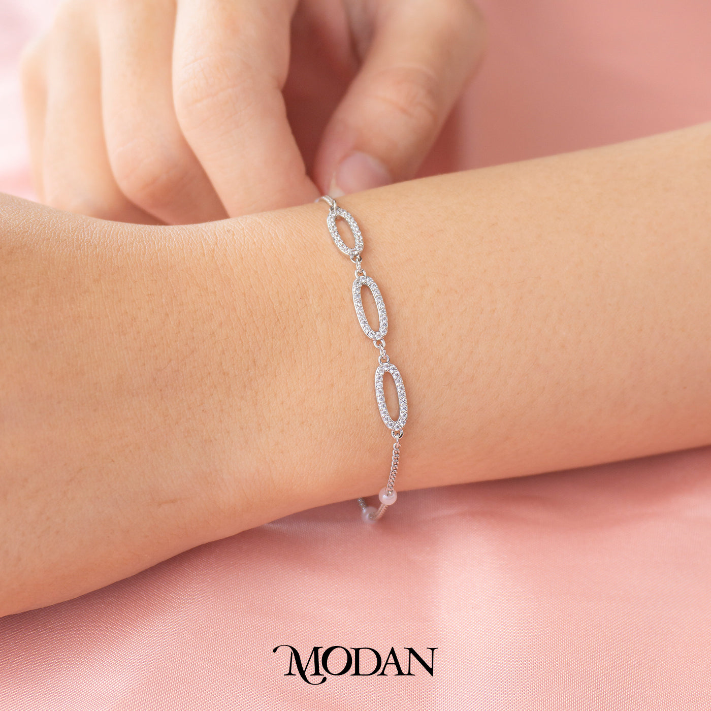 (16cm) Sparkling Oval Paperclip Link Chain Bracelet Gelang Minimalis Hypoallergenic Gold Filled