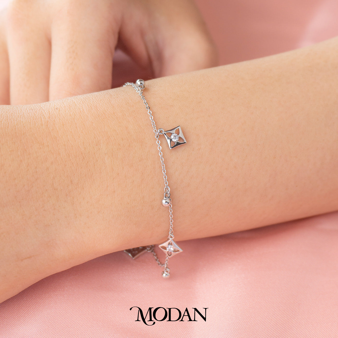 (16cm) Dainty Square Starburst Mini Charms Bracelet Gelang Bintang Hypoallergenic Gold Filled