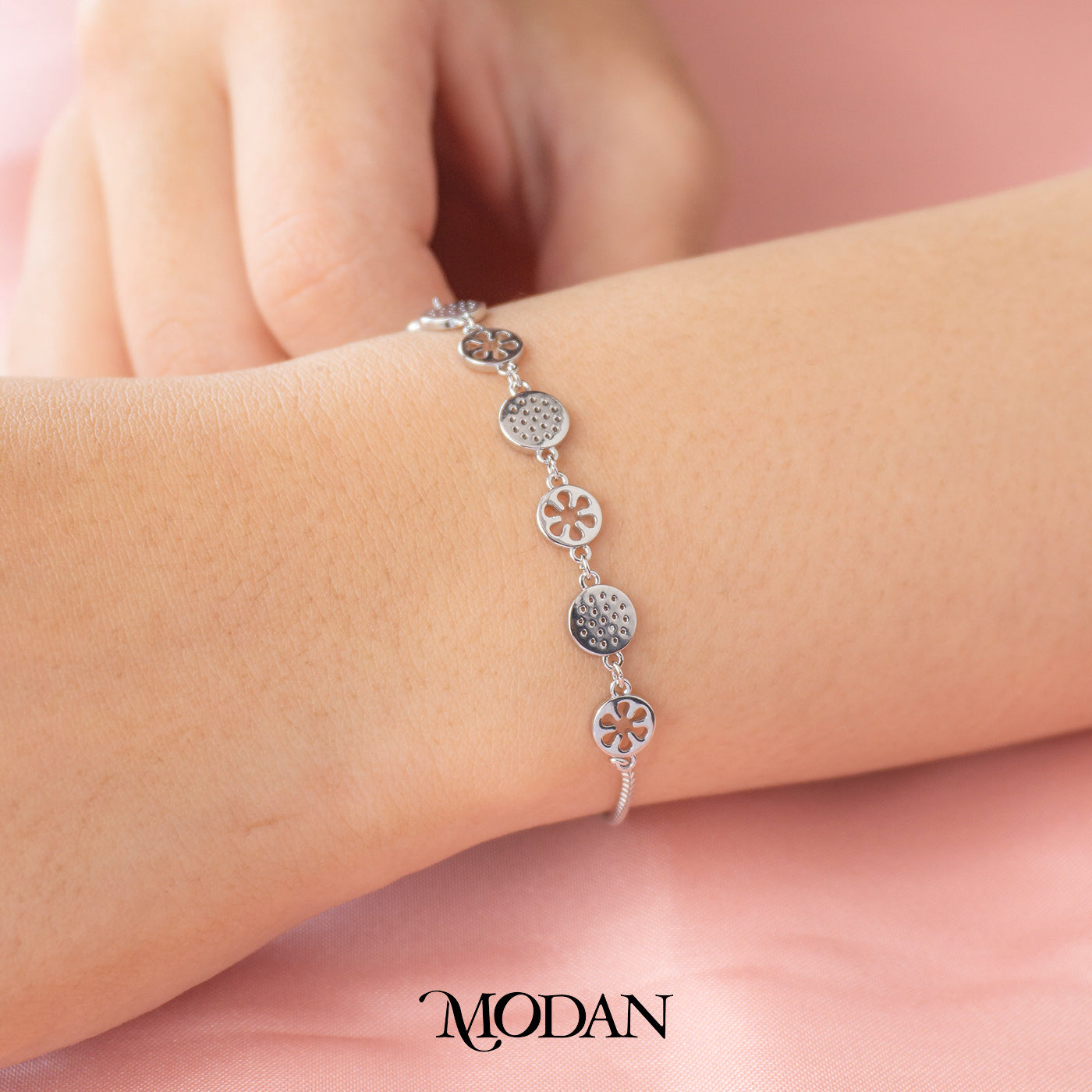 Silver Round Circle Flower Minimalist Adjustable Bracelet Gelang Minimalis Hypoallergenic Gold Filled