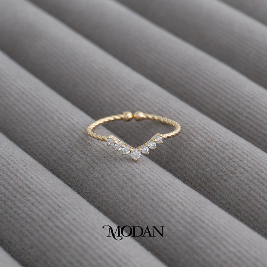 Minimalist V-Shape Ring Cincin Bentuk V Hypoallergenic Gold Plated