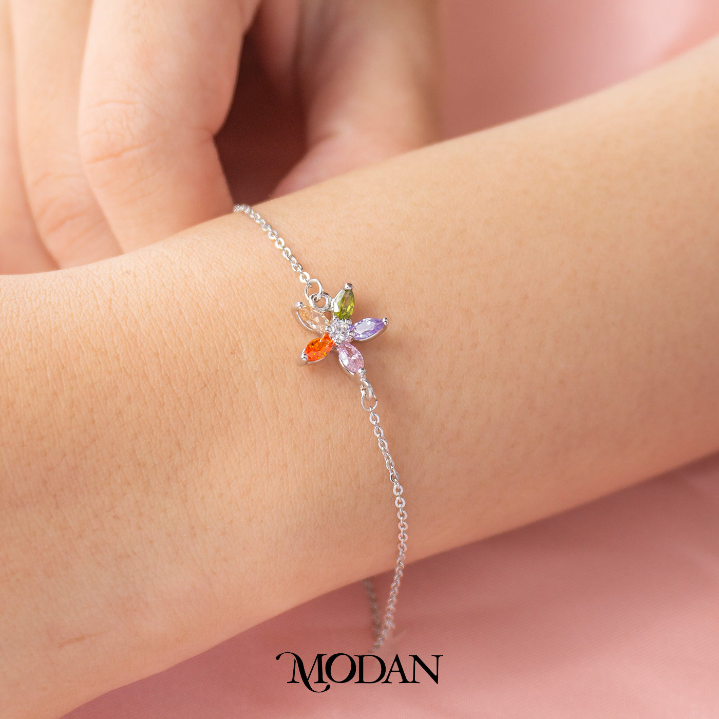 (16.5cm) Simple Colorful Daisy Flower Bracelet Gelang Bunga Hypoallergenic Gold Filled