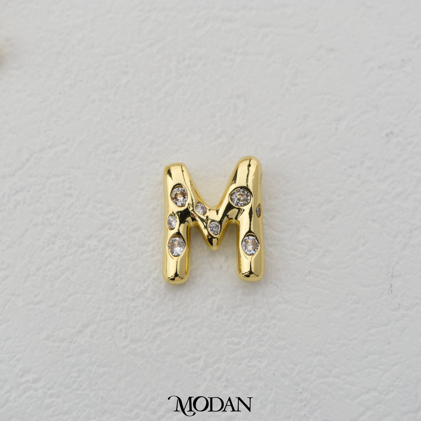 Chunky Zirconia A-Z Initial Alphabet Thick DIY Beads Charm Manik Liontin Kalung Huruf Tebal Dengan Permata Cubic Zirconia Hypoallergenic Gold Filled