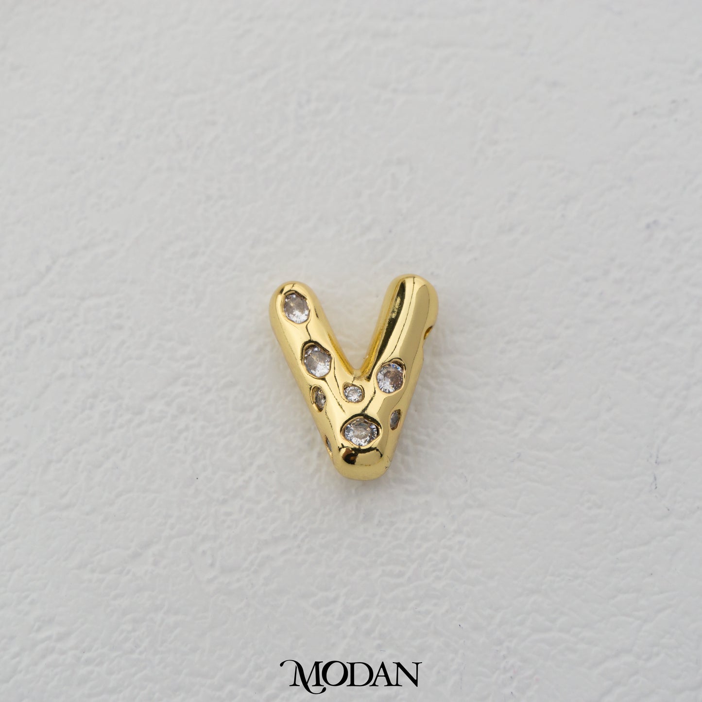 Chunky Zirconia A-Z Initial Alphabet Thick DIY Beads Charm Manik Liontin Kalung Huruf Tebal Dengan Permata Cubic Zirconia Hypoallergenic Gold Filled