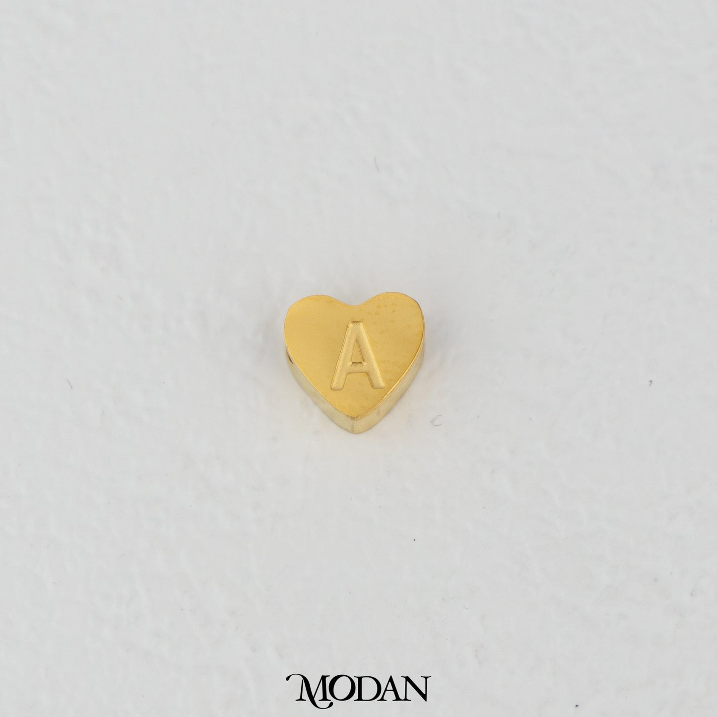 Titanium Steel Mini Plain A-Z Initial Alphabet Love Shaped DIY Beads Charm Beads Manik Liontin Kalung Huruf Bentuk Hati Hypoallergenic Stainless Steel