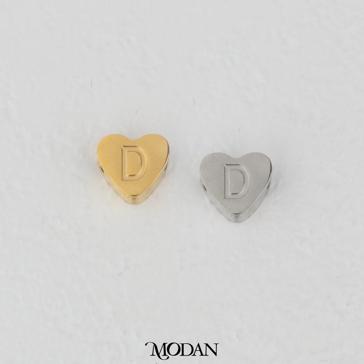 Titanium Steel Mini Plain A-Z Initial Alphabet Love Shaped DIY Beads Charm Beads Manik Liontin Kalung Huruf Bentuk Hati Hypoallergenic Stainless Steel