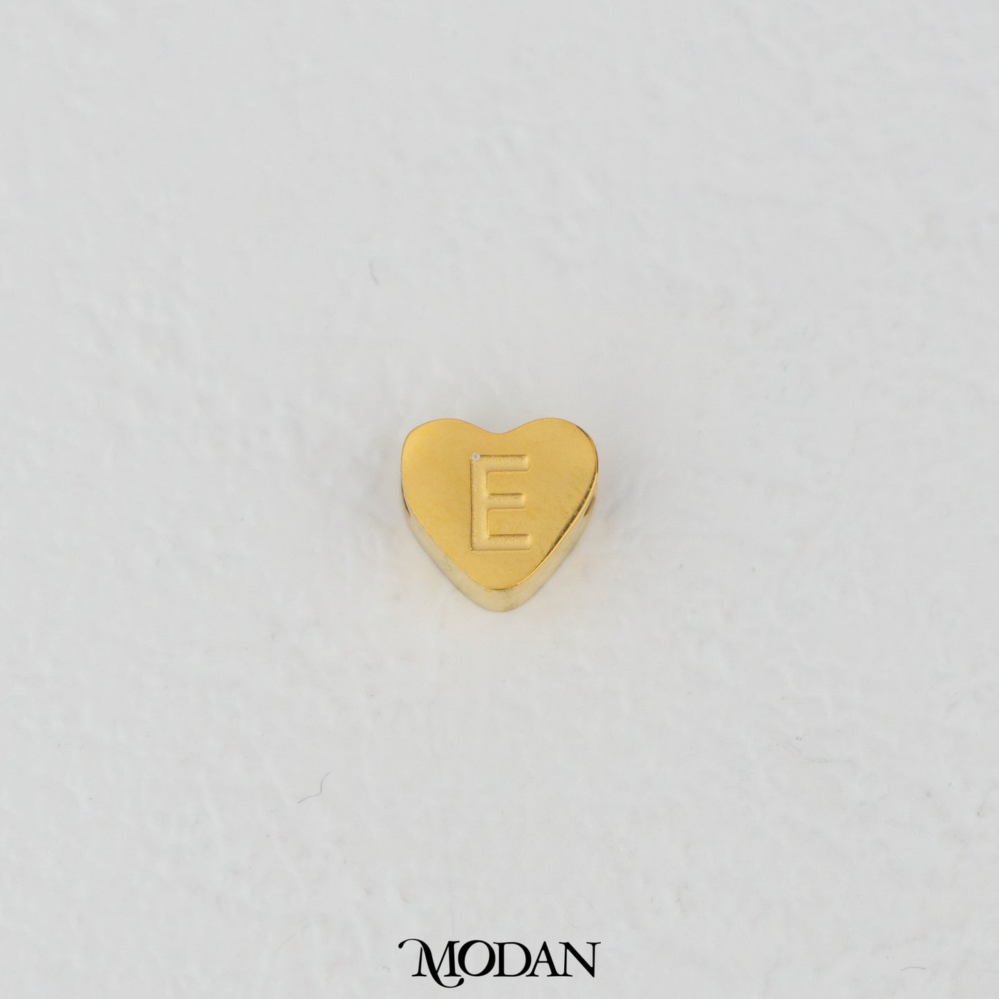 Titanium Steel Mini Plain A-Z Initial Alphabet Love Shaped DIY Beads Charm Beads Manik Liontin Kalung Huruf Bentuk Hati Hypoallergenic Stainless Steel