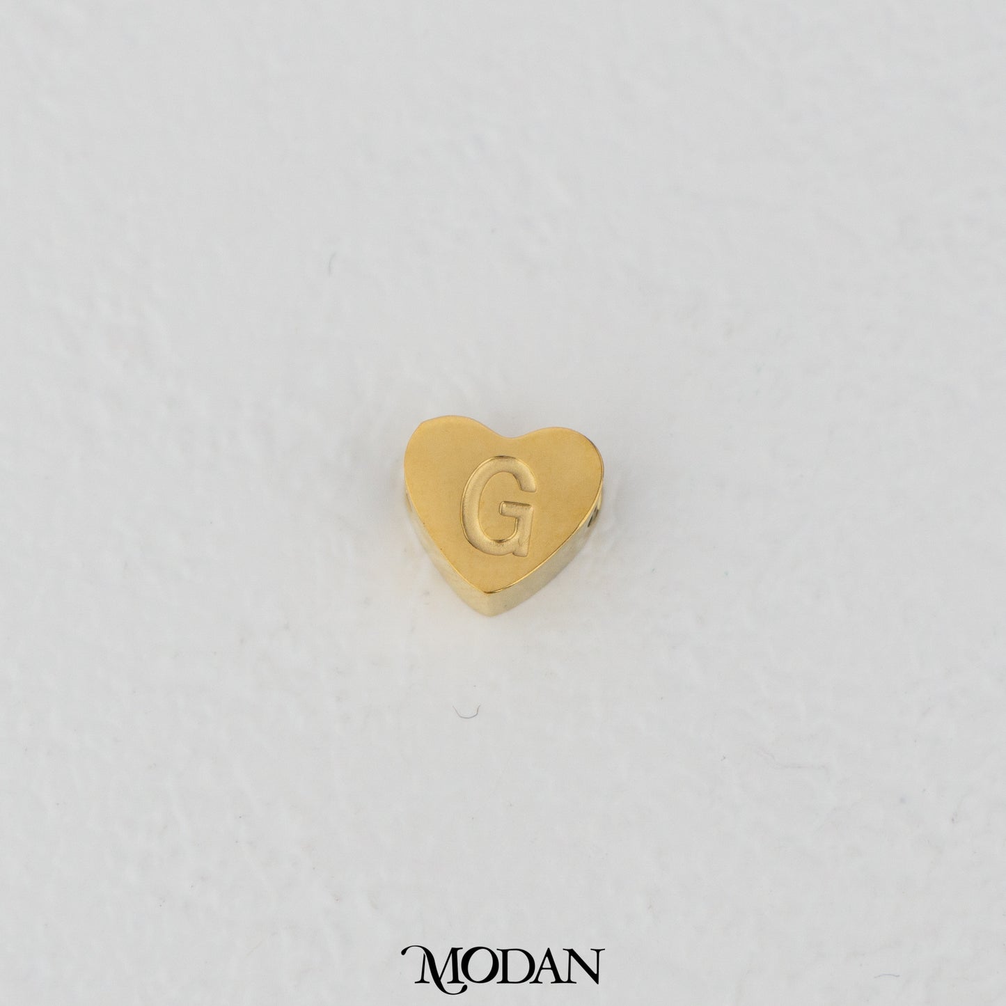 Titanium Steel Mini Plain A-Z Initial Alphabet Love Shaped DIY Beads Charm Beads Manik Liontin Kalung Huruf Bentuk Hati Hypoallergenic Stainless Steel