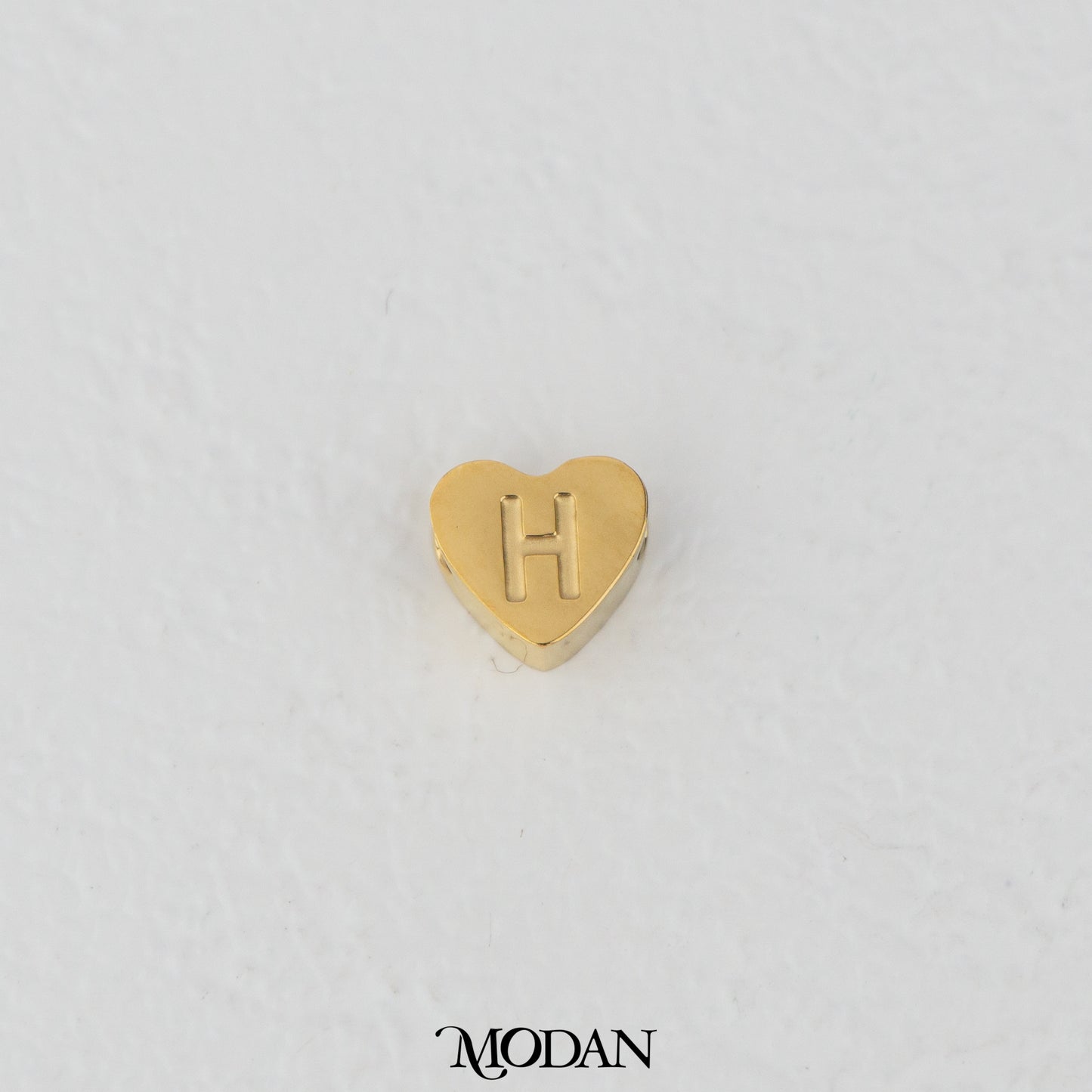 Titanium Steel Mini Plain A-Z Initial Alphabet Love Shaped DIY Beads Charm Beads Manik Liontin Kalung Huruf Bentuk Hati Hypoallergenic Stainless Steel