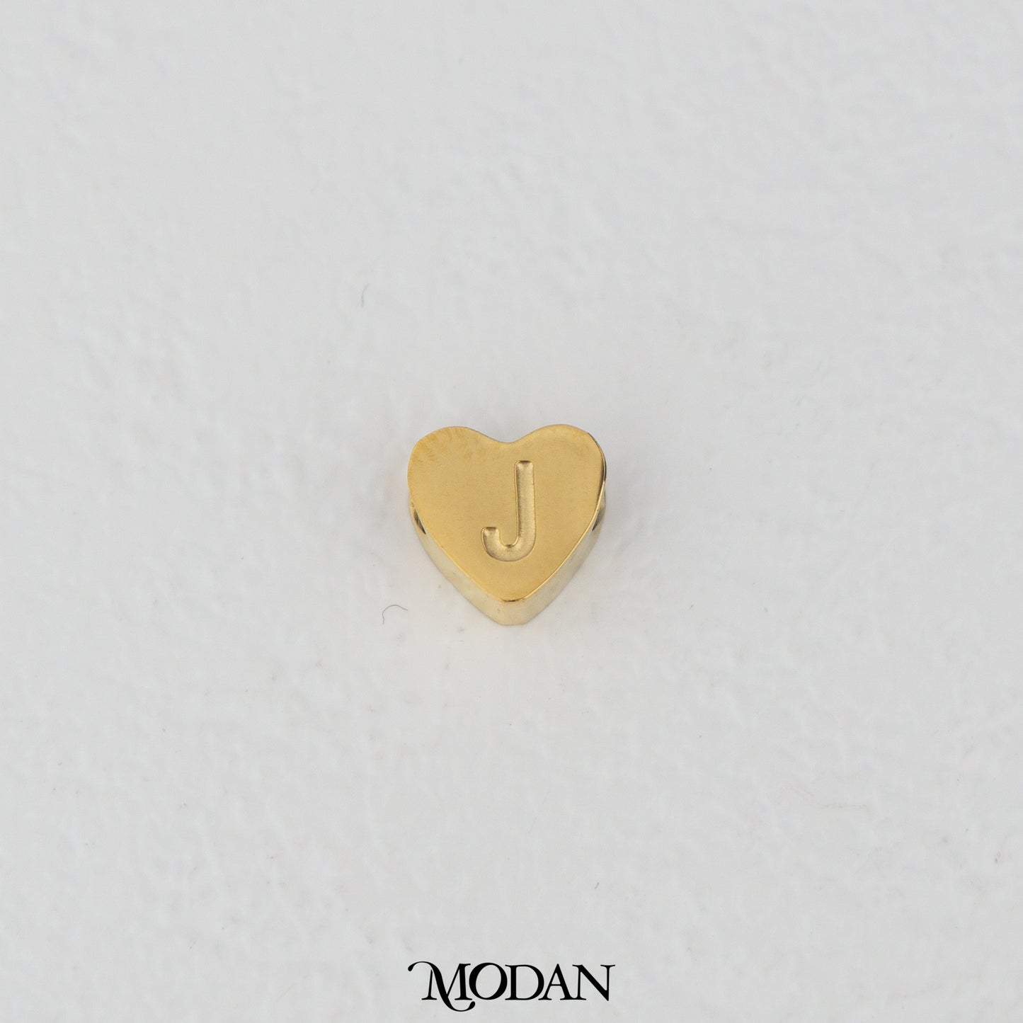 Titanium Steel Mini Plain A-Z Initial Alphabet Love Shaped DIY Beads Charm Beads Manik Liontin Kalung Huruf Bentuk Hati Hypoallergenic Stainless Steel